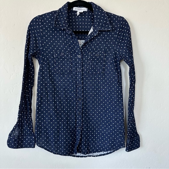 BCBGeneration Blue Chambray Long Sleeve Button Down White Polka Dot Top X Small - Picture 1 of 9